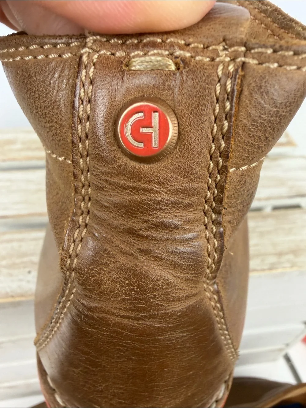 Cole Haan York Grand 360 Chukka boots in a rich brown leather size 10M